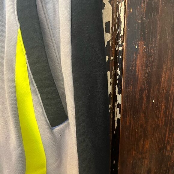 Nike black label Big swoosh multi color women’s comfy sweatpants. Size small. - Picture 3 of 9